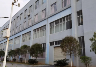 小雪花自助冰淇淋機(jī)多少錢一臺(tái)？哪個(gè)牌子好  